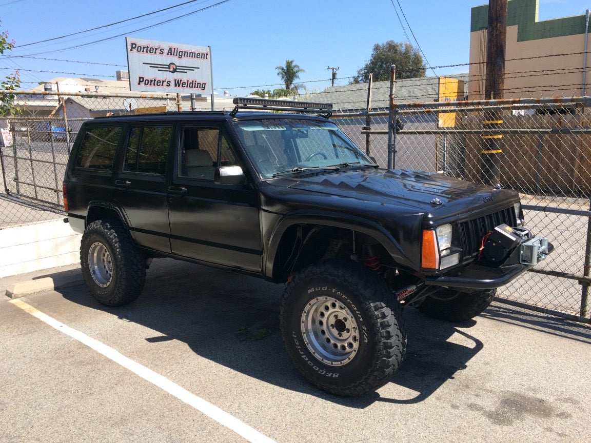 84-01 Jeep Cherokee Front Fenders