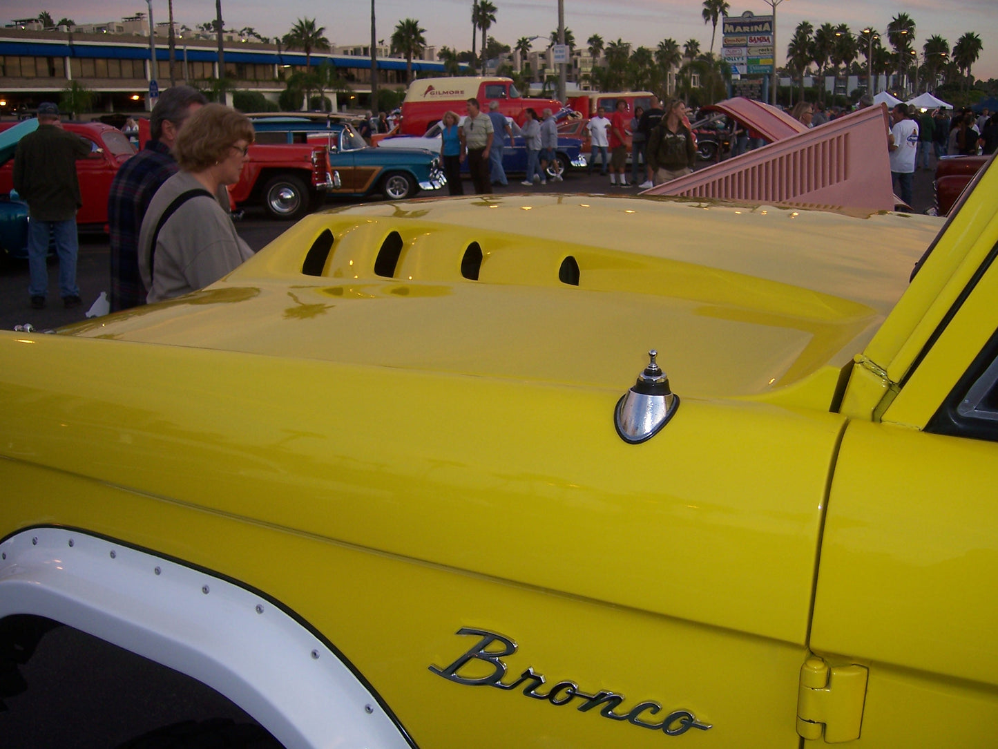 66-77 Ford Bronco Louvered Hood